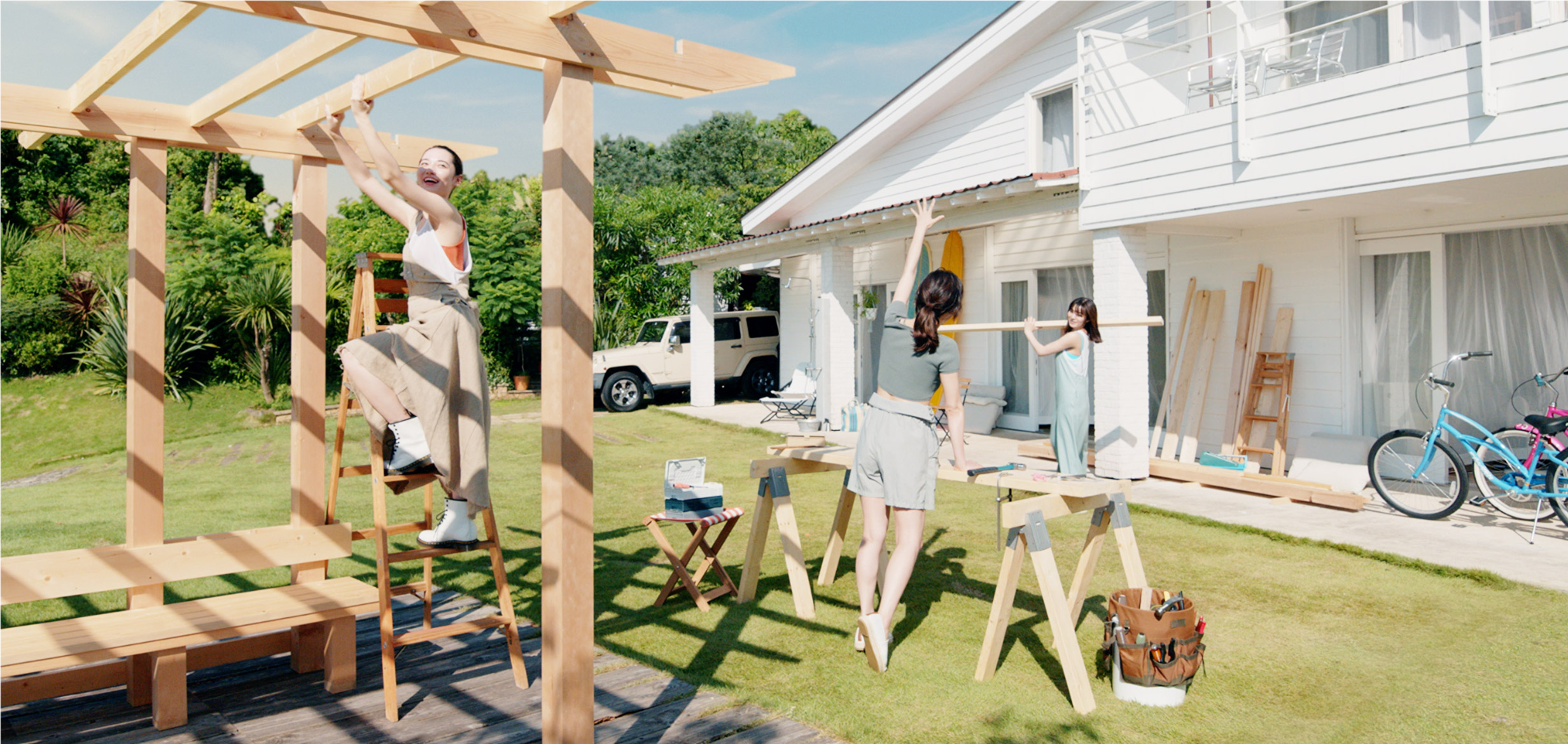 Life In Sunshine Hut